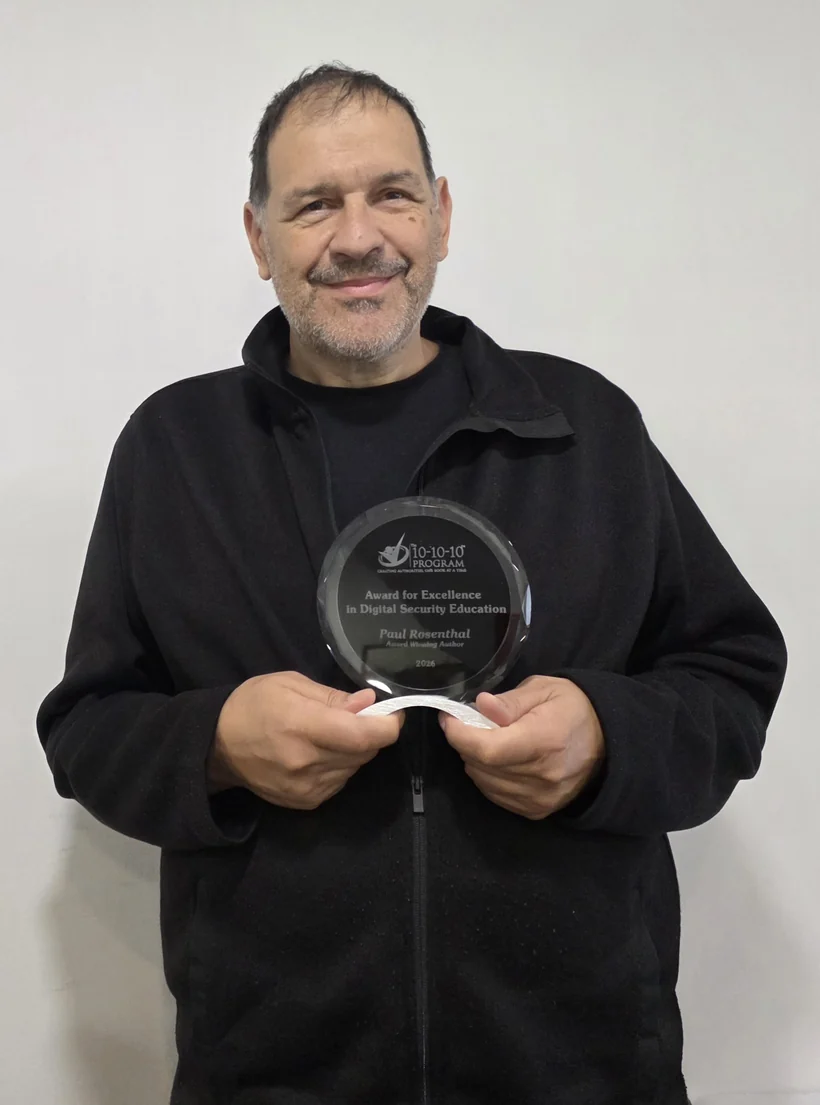 Paul Rosenthal s nagradom Award for Excellence in Digital Security Education